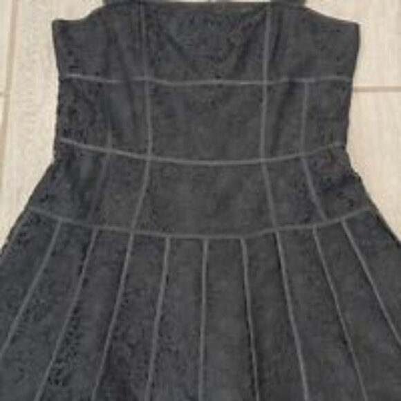 NWT Ann Taylor Black Lace Overlay Corset Look A-Line Dress Women's size 10 - Picture 2 of 16